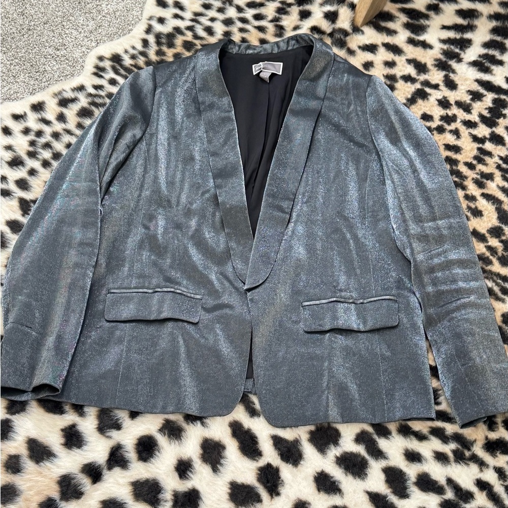 Chelsea28 Shimmering Silver Blazer